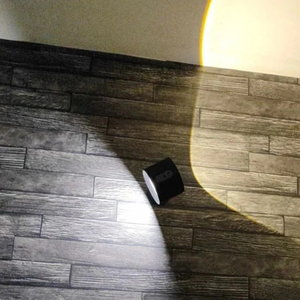 Přes 36 000 zákazníků si už oblíbilo naše lampy